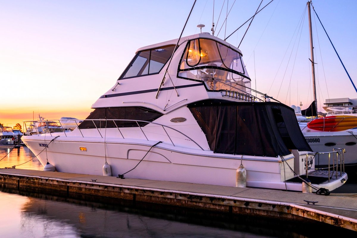 Used Kingfisher 50 Royale Enclosed Flybridge for Sale Boats For Sale