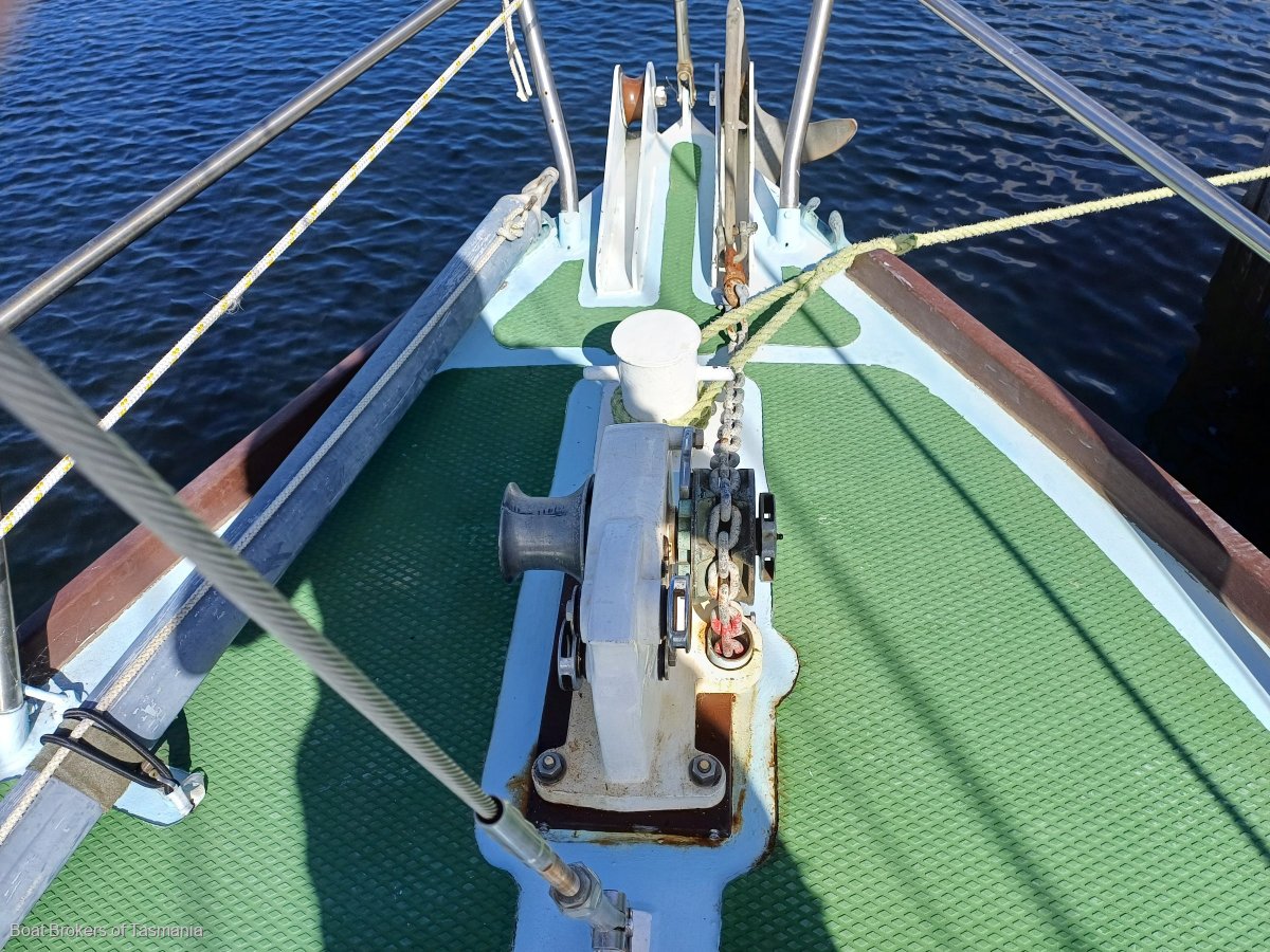 Days Like This Alan Pape Ebbtide Steel cutter rigged sloop. Boat Brokers of Tasmania