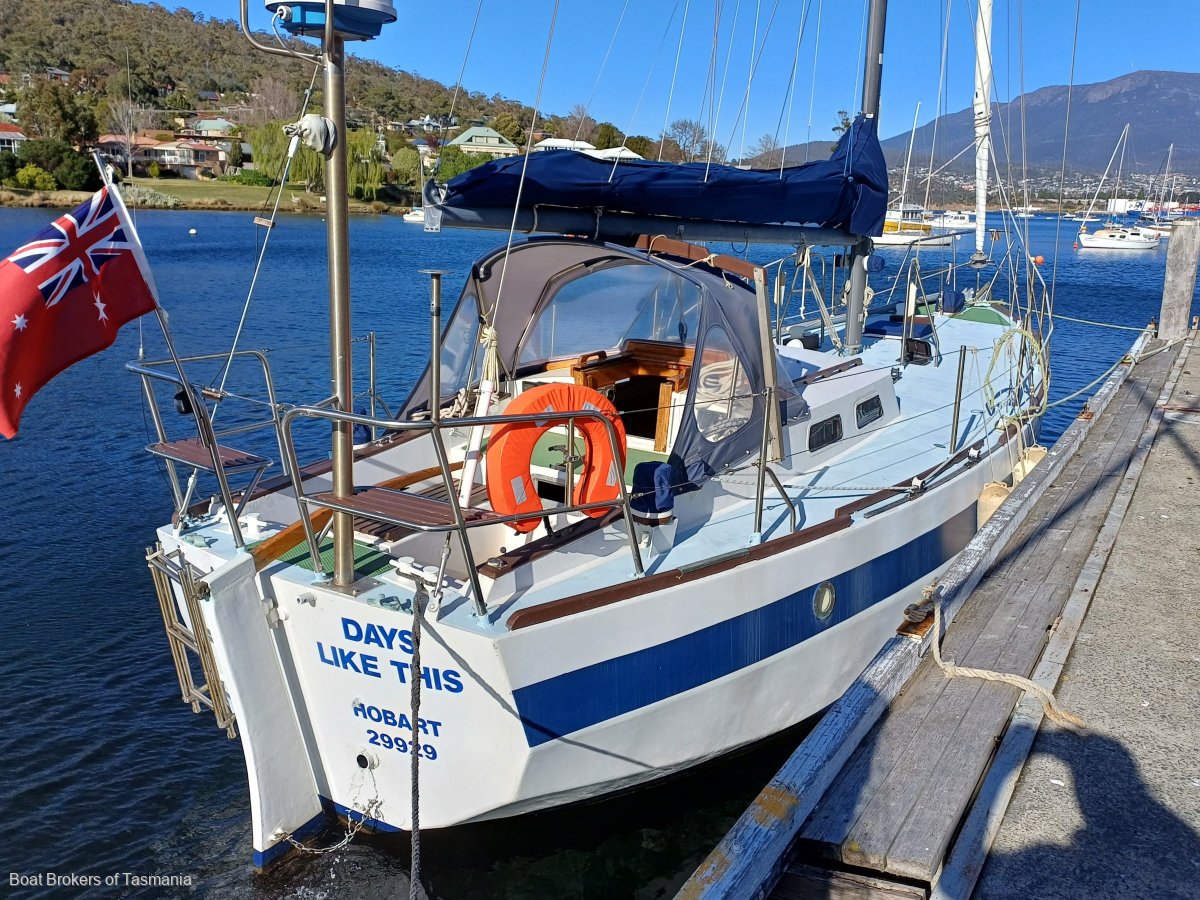 Days Like This Alan Pape Ebbtide Steel cutter rigged sloop. Boat Brokers of Tasmania