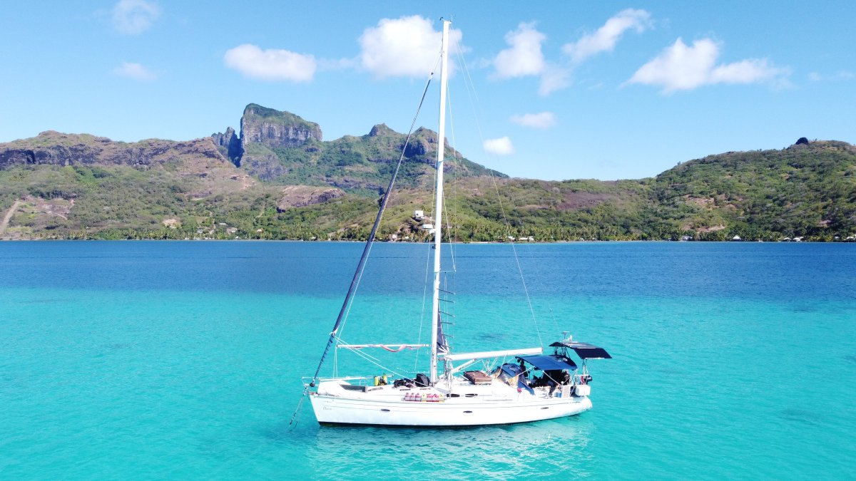 Bavaria Cruiser 46 - Blue water family cruiser ready to go image