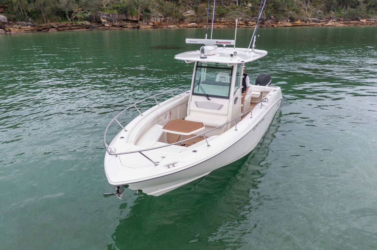 Boston Whaler 320 Outrage