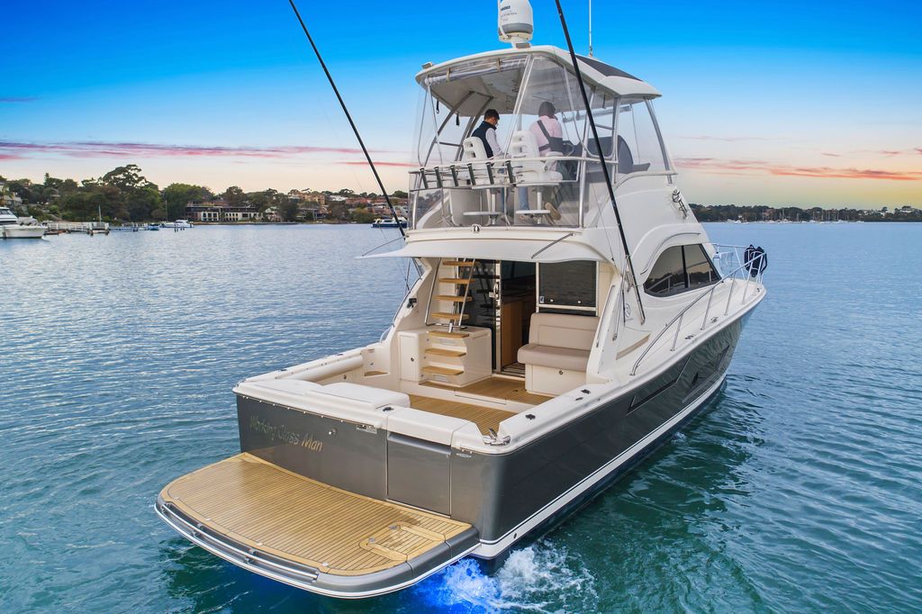 Riviera 43 Open Flybridge