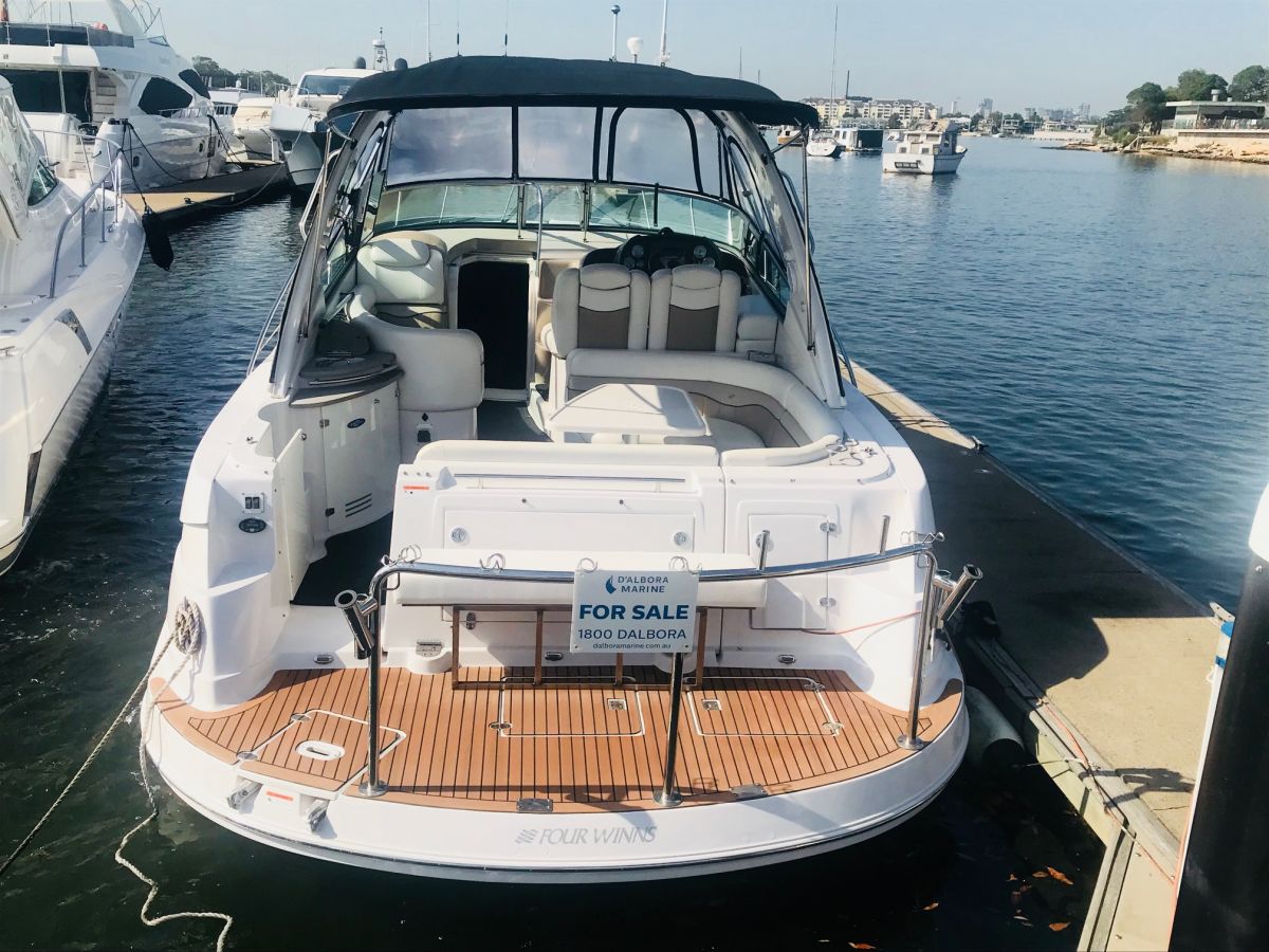 Four Winns Vista 348