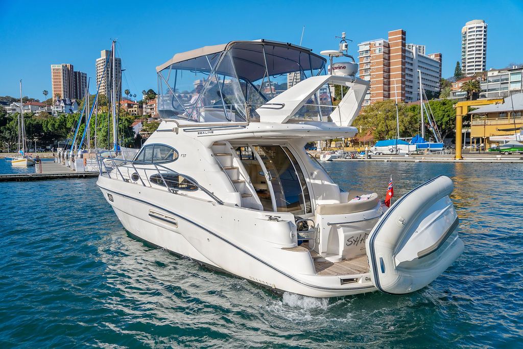 Sealine 37