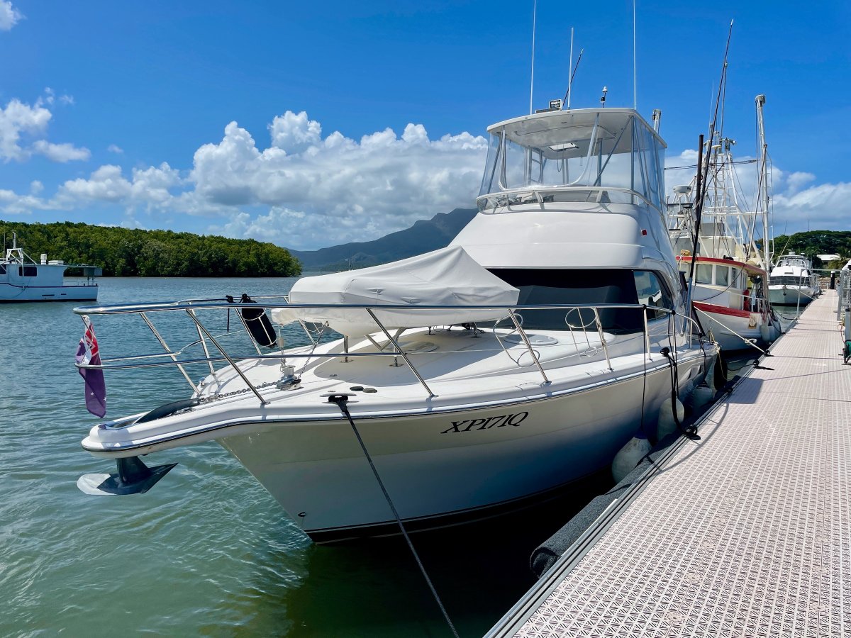 Riviera 38 Open Flybridge