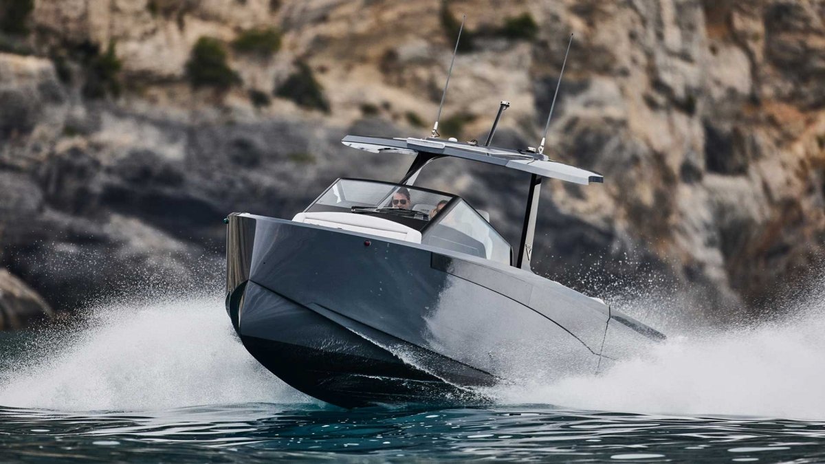 New Virtue V10 T-top: Power Boats, Boats Online for Sale, Fibreglass/grp, New South Wales (NSW) - Sydney Region Warriewood NSW