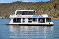 Illusion Downunder Hboat Holiday Home @Lake Eildon:Illusion Downunder @ Lake Eildon