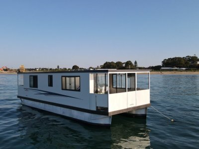 Sunset Boats BRAND NEW 12m Houseboat - In Stock!