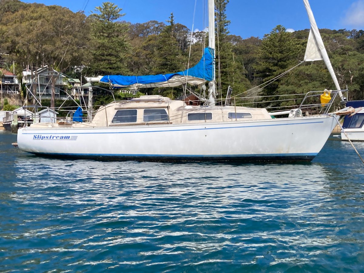 Top Hat 32 Needs Tidy Up New Photos !!!!!!! Pittwater Nsw Sailing