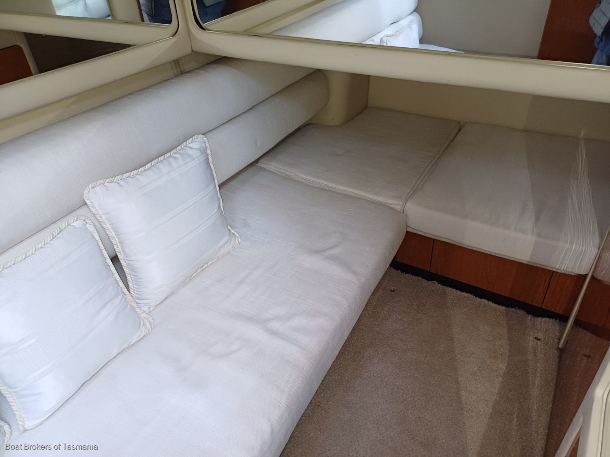  Sea Ray 480 Sedan Bridge Twin 660hp Cats. Low hours, well equipped. Boat Brokers of Tasmania