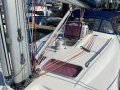 Bavaria Cruiser 42 - Exceptional value for liveaboard family cruising:Selden mast, boom, pole and solid vang with low-level mast steps