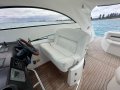 Sunseeker Portofino 53:Helm Seating