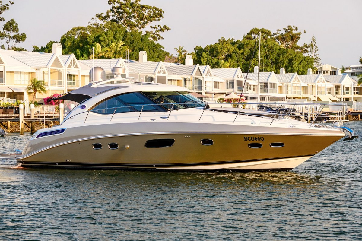 SEA RAY 470 SUNDANCER