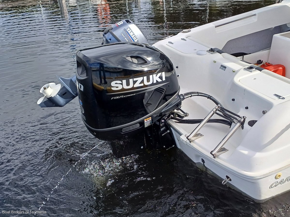 CATFISH Caribbean Adventurer Brand new Suzuki 140hp. 20 hours only! Boat Brokers of Tasmania