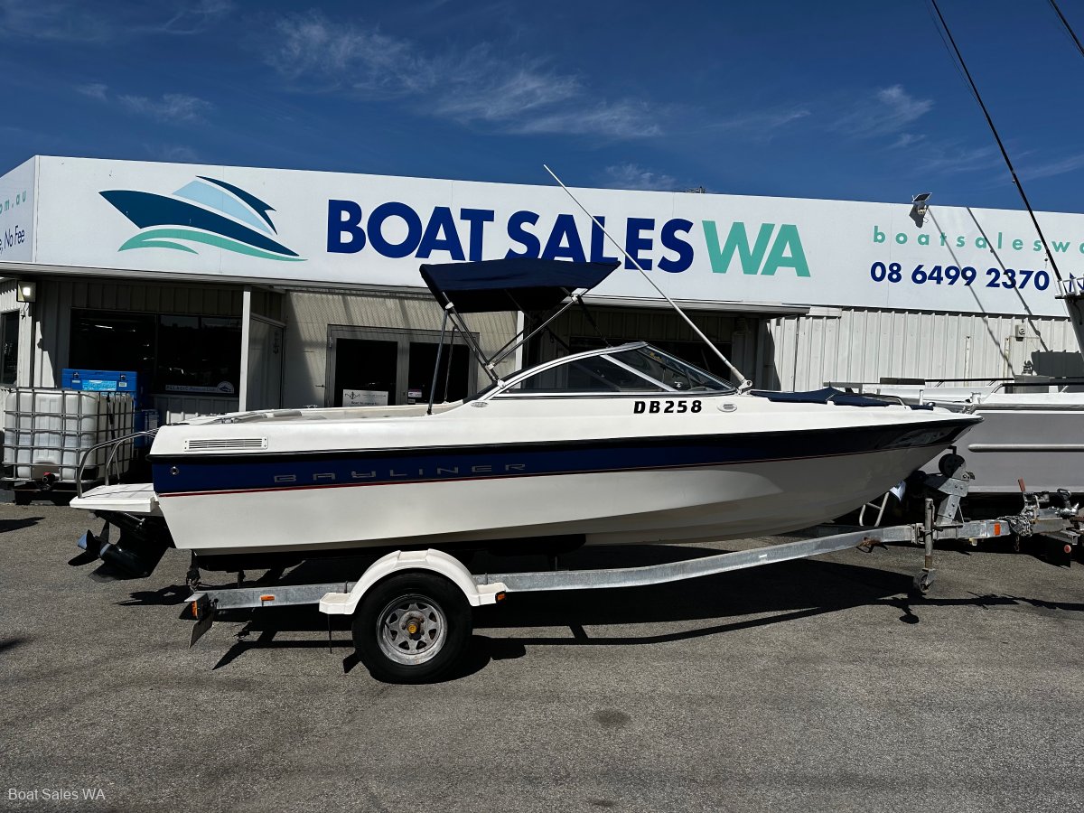 Bayliner 195 Bowrider 2005 Model Neat And Clean Vessel: Trailer Boats ...