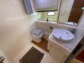 Azimut 43 Flybridge AWESOME PRICE REDUCTION:Bathroom