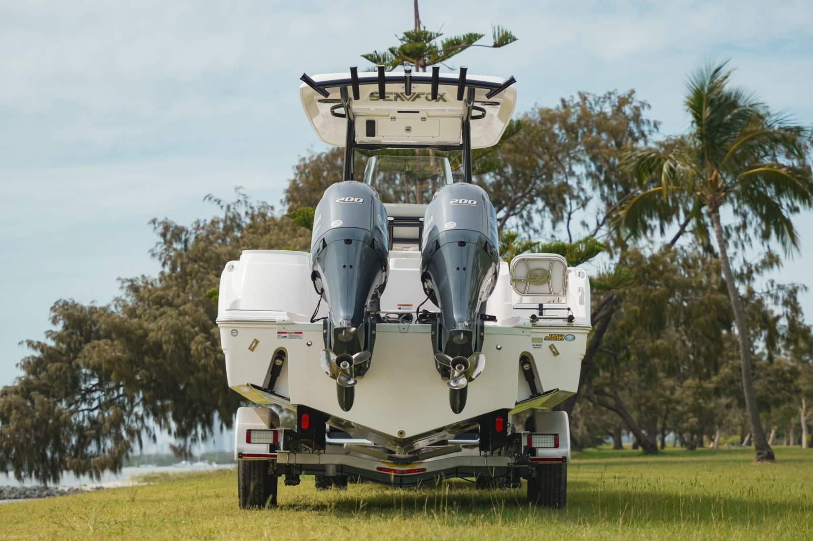 New Sea Fox 268 Commander