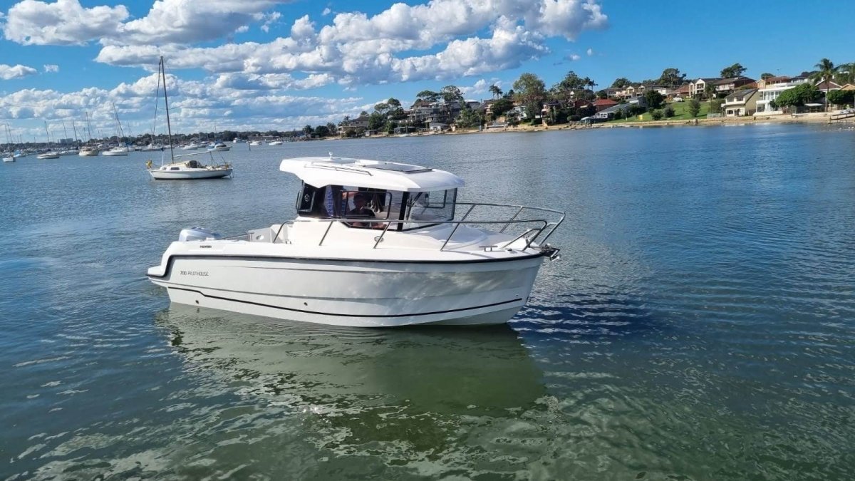 Parker 700 Pilothouse 2025 Parker 700 Pilothouse Brand NEW