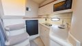 Cruisers Yachts 3372 Express