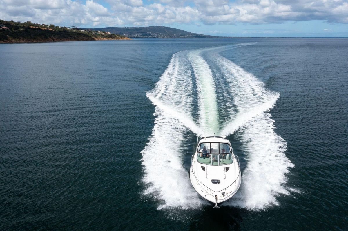 Sea Ray 350 Sundancer