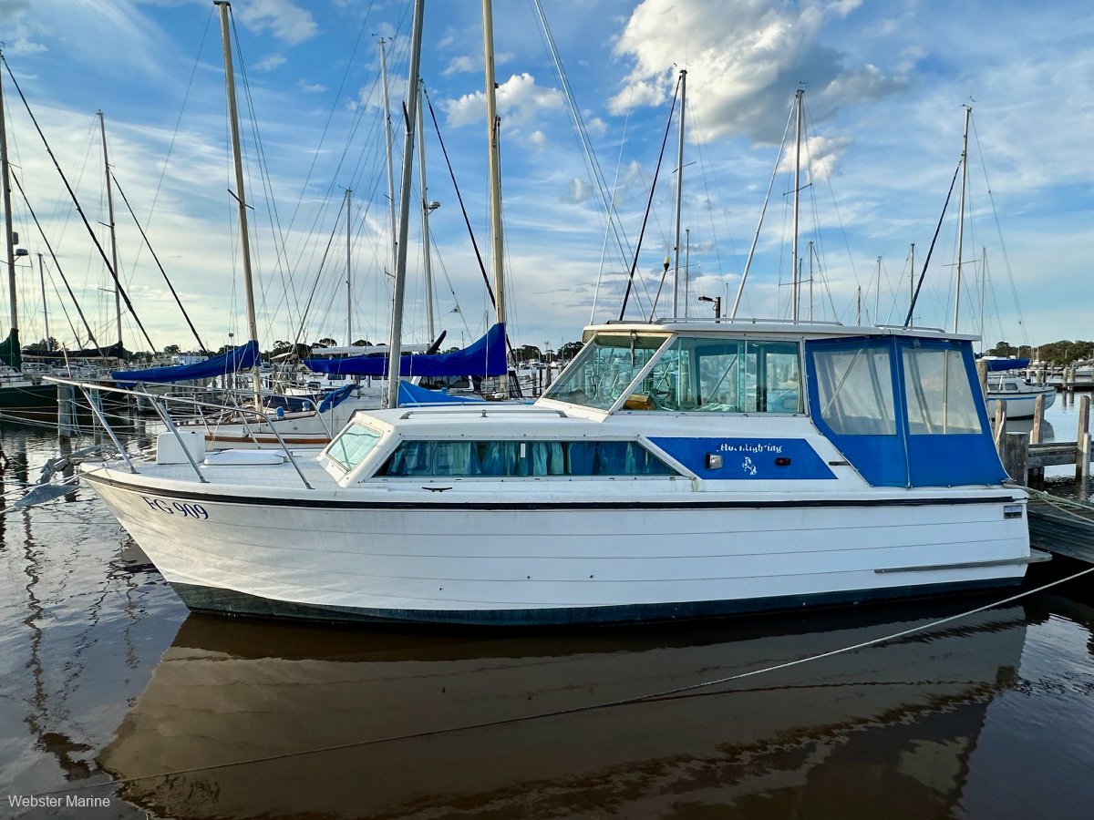 Mariner 26 Pacer Diesel Shaft Drive Power Boats Boats Online for