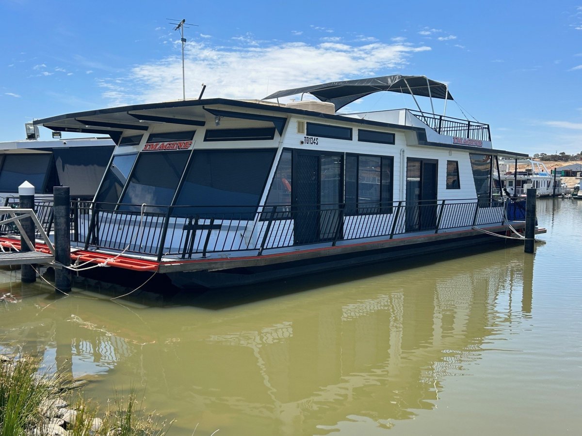 Imagine - Liveaboard or Holiday Home On The River