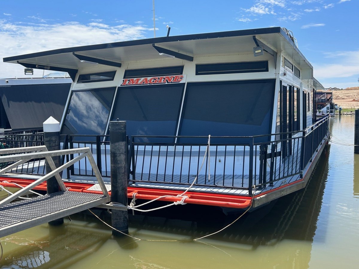 Imagine - Liveaboard or Holiday Home On The River