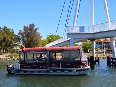 Sun Tracker Party Barge 22 Regency Edition - (7.72m) Pontoon