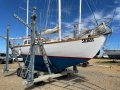 Herreshoff 28