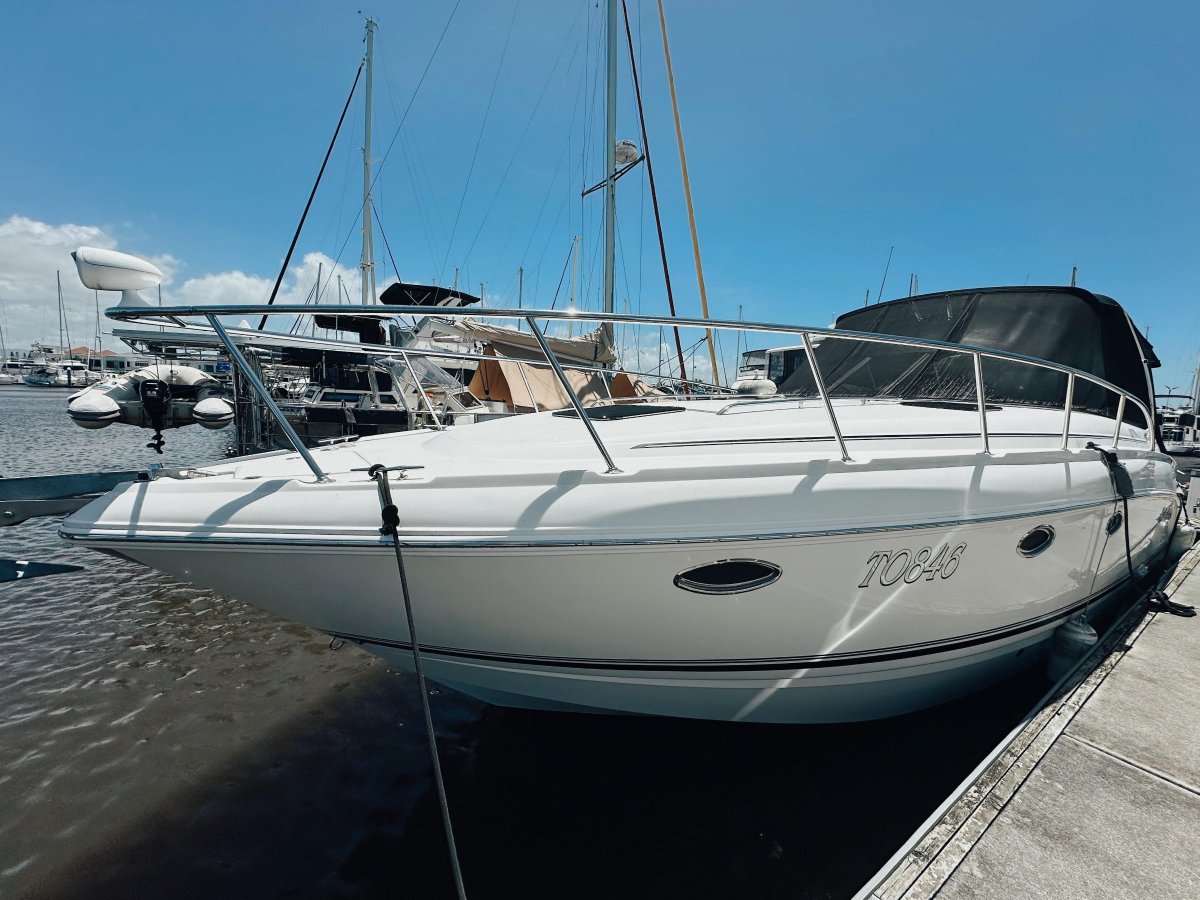 Used Chaparral 350 Signature Cruiser for Sale | Boats For Sale | Yachthub