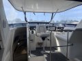 Seaquest 2800 Sports Bridge Cruiser