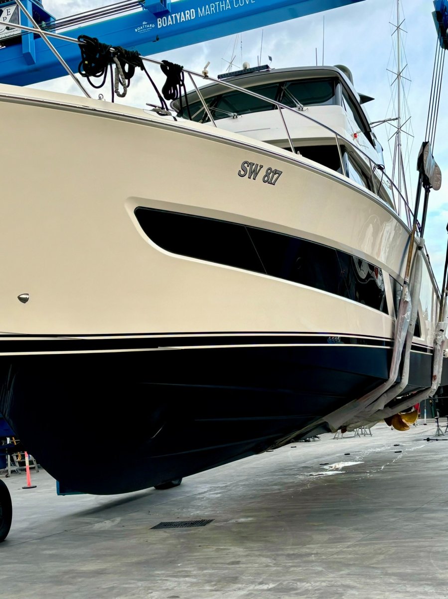 Emlajay Riviera 72 Sports Motor Yacht Boat Brokers of Tasmania