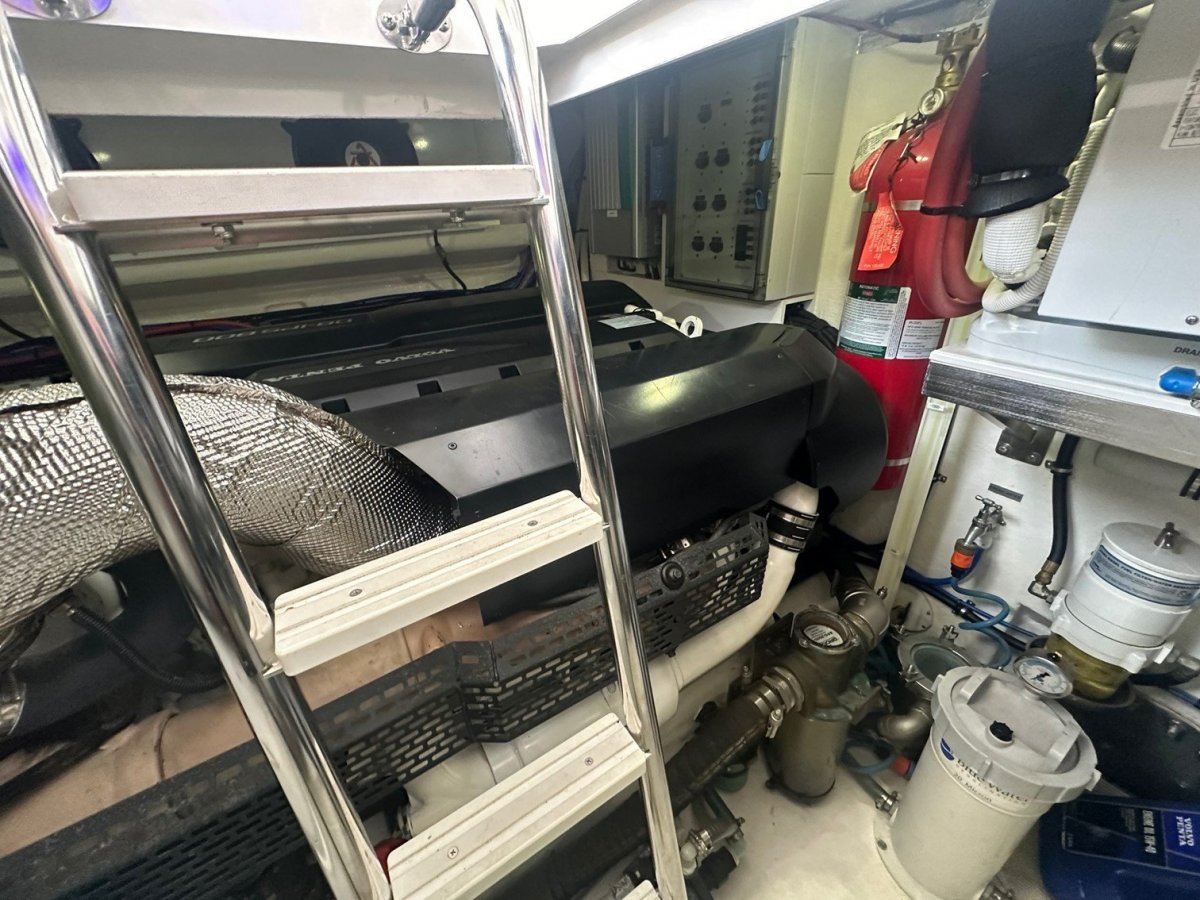 Alegria Riviera 4800 Sport Yacht Boat Brokers of Tasmania