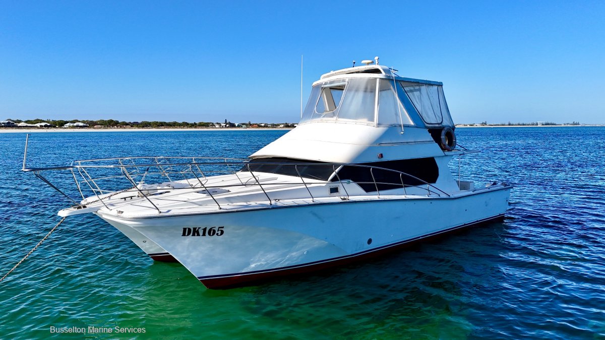 Cougar Cat 42 Flybridge Twin 400hp Diesels Power Boats Boats Online