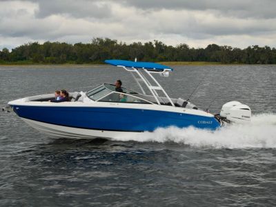 Cobalt R8 Outboard