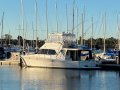 Riviera 43 Flybridge Extended