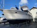 Riviera 43 Flybridge Extended