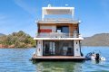 PowerPlay Houseboat Holiday Home on Lake Eildon:PowerPlay on Lake Eildon
