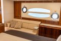 Riviera 6000 Sport Yacht
