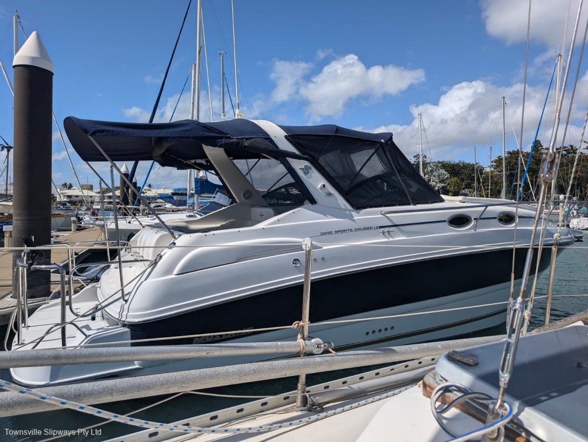 Mustang 3200 Sportscruiser