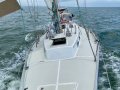 Bristol 38.8 -Adorable Bluewater Cruiser with Centreboard:Spacious foredeck with wide walkways fore and aft