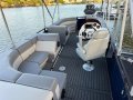 Pacific Pontoons 230 DELUXE EDITION
