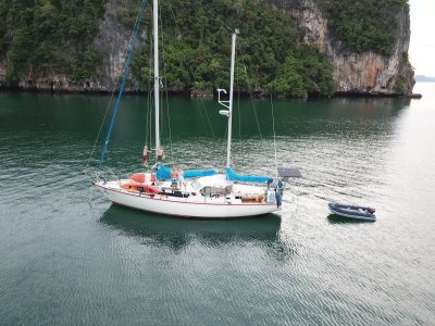 Amel Maramu yacht for sale with Seaspray Yacht Sales, Langkawi.
