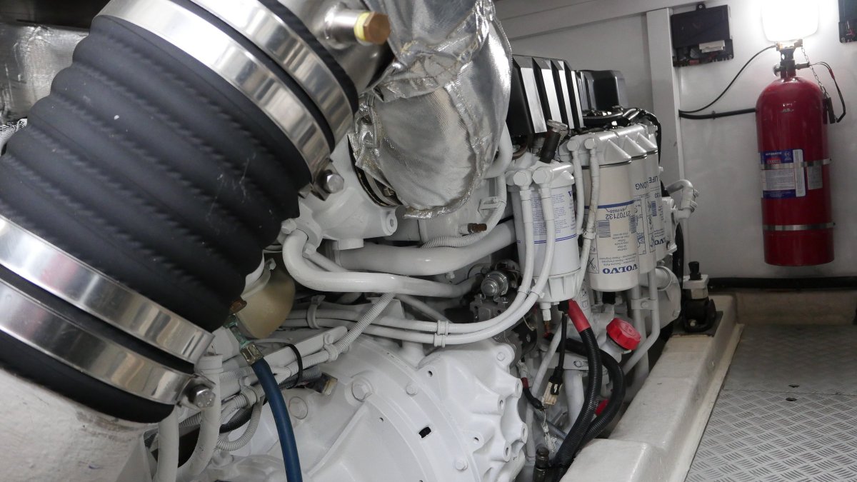  Princess P57 Boat Brokers of Tasmania