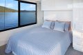 QUALIA Houseboat Holiday Home on Lake Eildon:Qualia on Lake Eildon