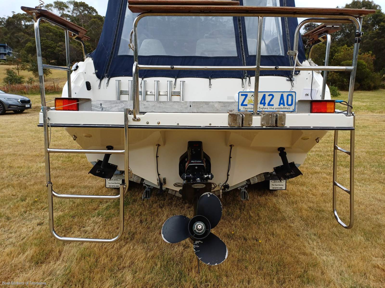 Whittley Cruisemaster 700. An excellent example ready to go now. Boat Brokers of Tasmania