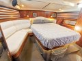 Moody 425 - Make your Bluewater Dream Come True!:Master Cabin from Starboard