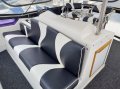 Mariner 3800 Flybridge Cruiser Hardtop