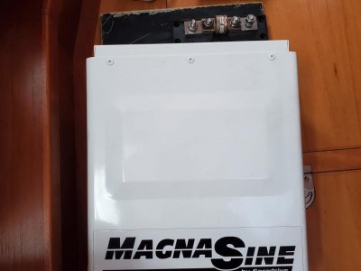 MagnaSine Inverter / Charger MS2712E