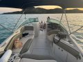 Sea Ray 240 Sundeck Mag 5.7L 350 MPI + Bravo 3 Duoprop